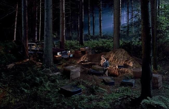 Gregory Crewdson: Кинофильмы длиной в один кадр (35 фото)