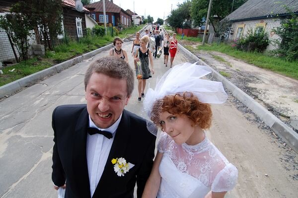 Прислал и не представились