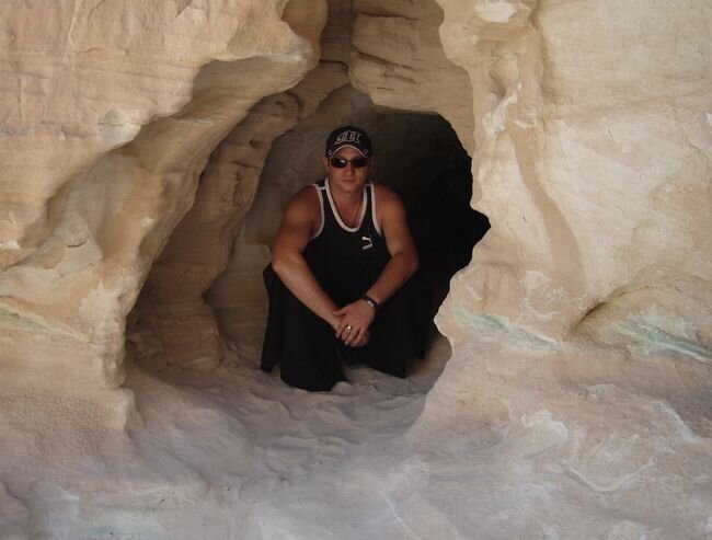 Прислал и не представился