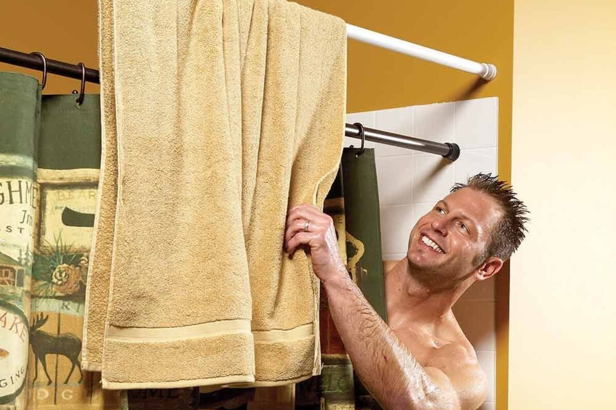Бить полотенцем