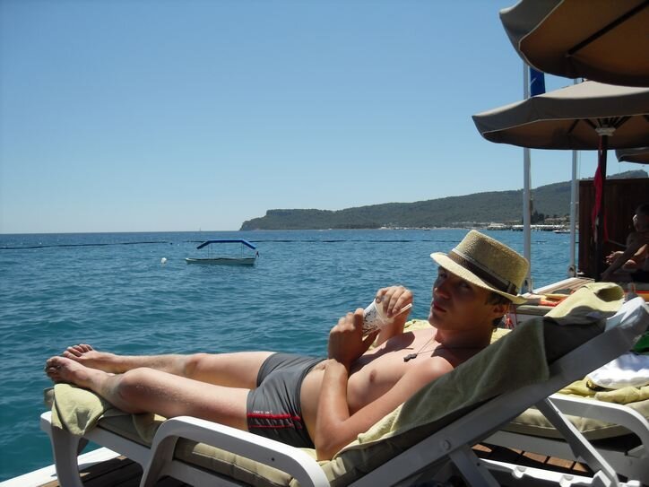 Прислал Антон