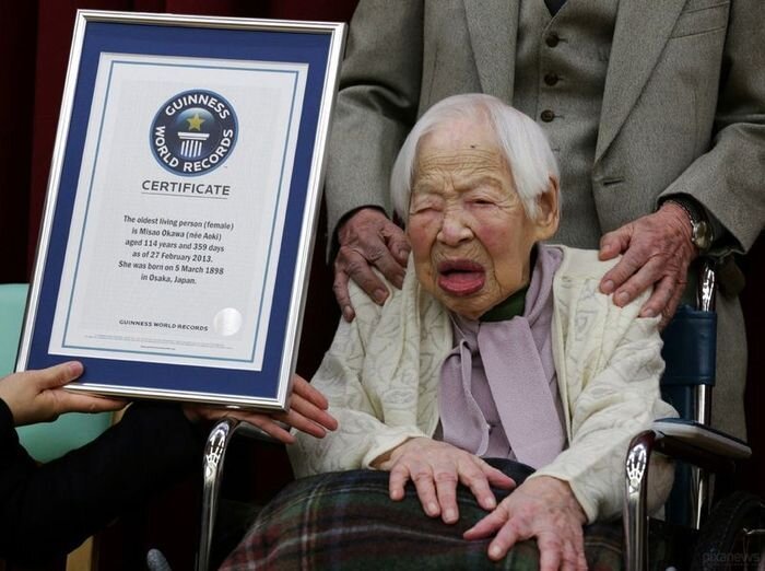 Старейшая женщина в мире (5 фото)