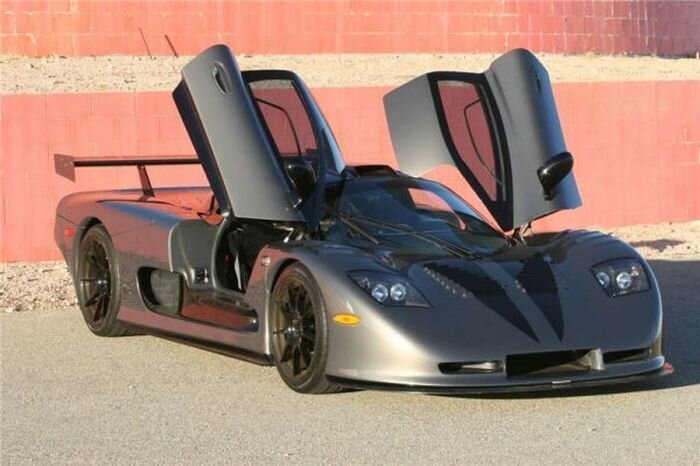 Авто-пушка Mosler MT900 GTR XX Land Shark (7 фото)
