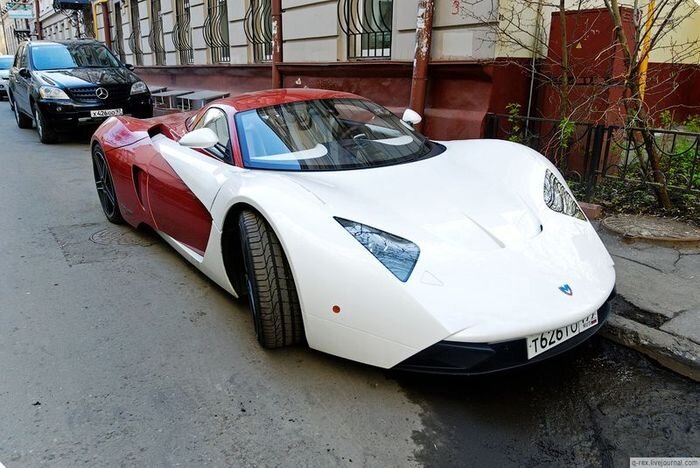 Marussia уже на ходу (7 фото)