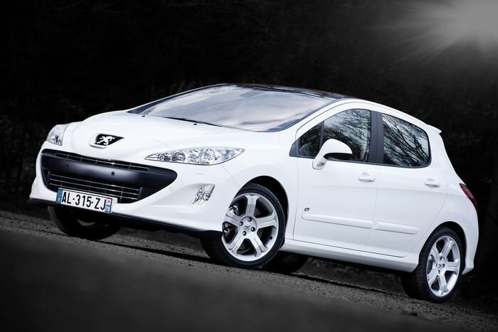Свет увидел Peugeot 308 GTi (14 фото)