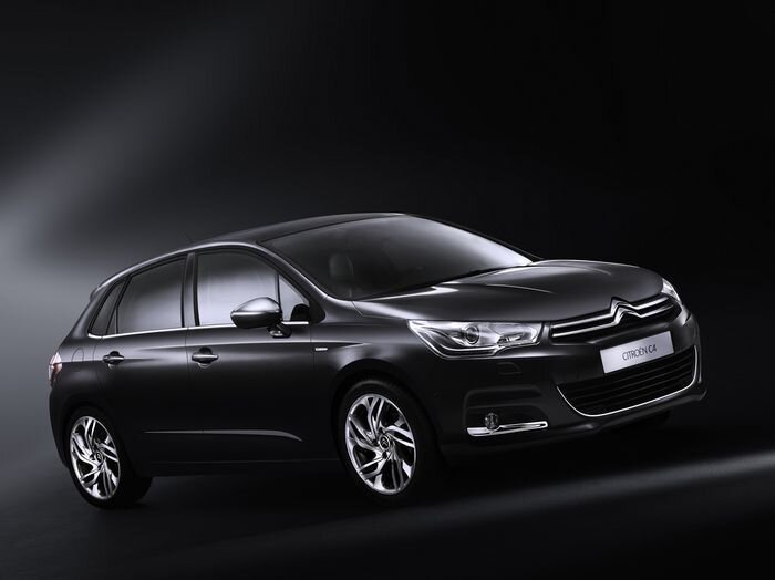 Citroen C4 нового поколения (15 фото)