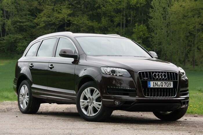 Обновленный Audi Q7 (16 фото)