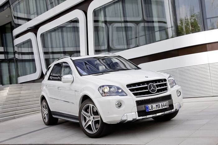 Рестайлинг Mercedes ML 63 AMG (7 фото)