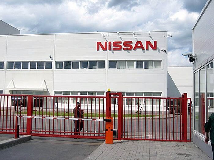 Nissan закрывает. Завод Ниссан в Санкт-Петербурге. Nissan Motor завод. Завод Ниссан в СПБ. Завод Nissan фото.