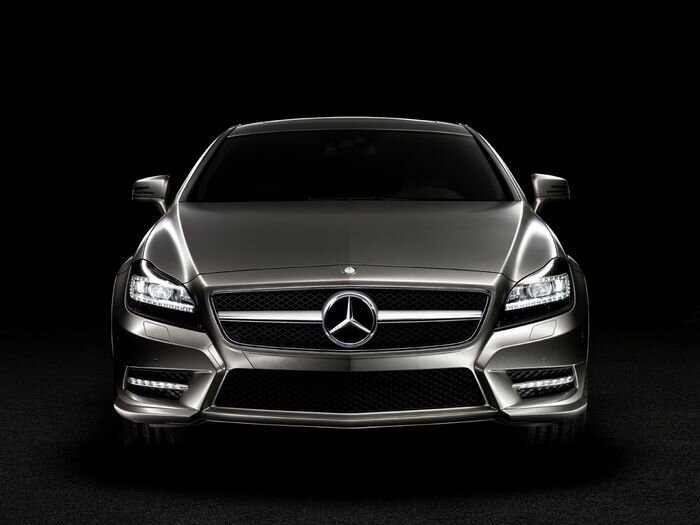 Реальные фото нового Mercedes-Benz CLS (17 фото)