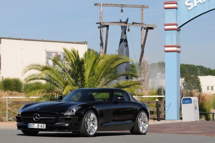 Brabus представил свой тюнинг-кит для Mercedes SLS AMG (14 фото)
