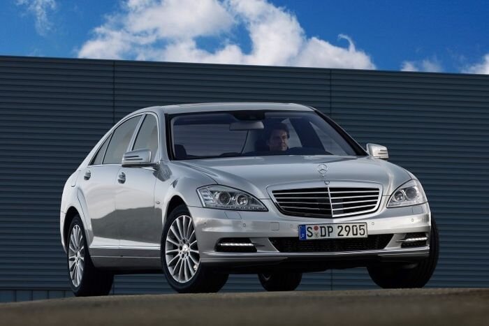 Новый Mercedes-Benz S-Class с расходом 5,7 л дизеля! (12 фото)