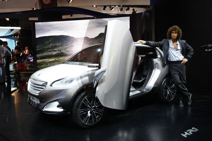 Новый гибридный кроссовер Peugeot HR1 (33 фото)