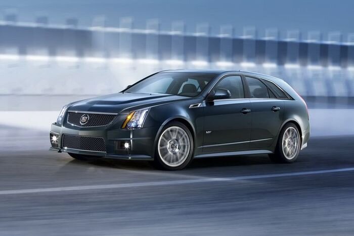 4 тысячи новых кроссоверов Cadillac SRX отозваны из-за брака (10 фото)