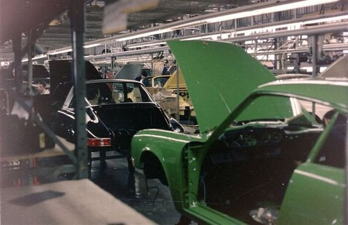Завод Порше в далеком 1972 году (13 фото)