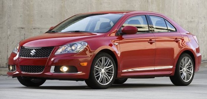 Объявлены цены на Suzuki Kizashi Sport  (4 фото)