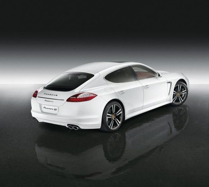 Porsche Panamera 4S Exclusive Middle East Edition (4 фото)