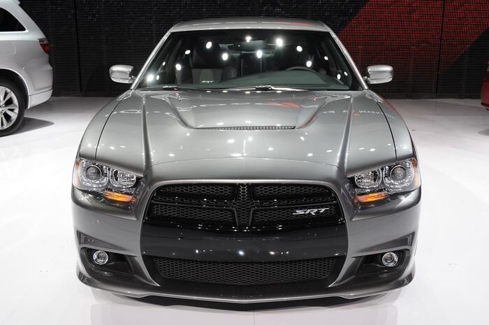 Премьера нового Dodge Charger SRT8 (40 фото)