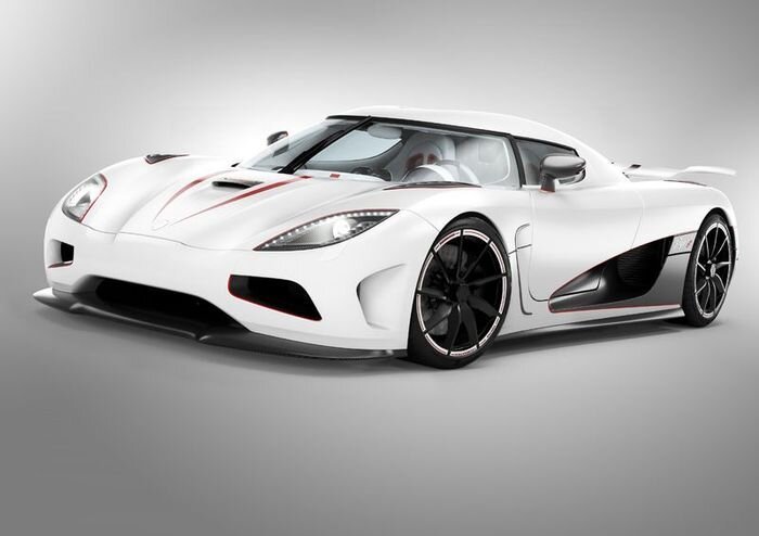 Koenigsegg Agera R еще мощнее, еще быстрее (13 фото)