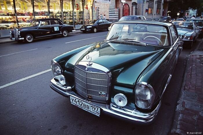 Mercedes-Benz Classic Day в Москве (57 фото)