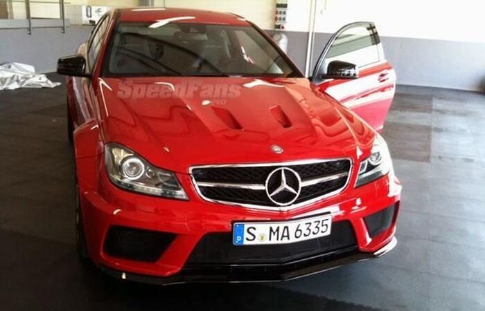 Первые фото C63 AMG Black Series Coupe (6 фото)