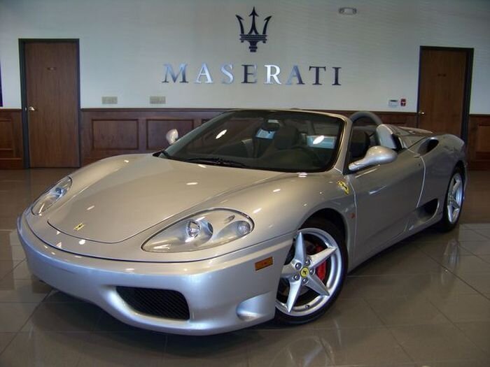 Бывшая Ferrari 360 Spider Арни продается за 92000$ (26 фото)