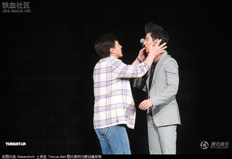 Jackie Chan Interesting Kiss Photos