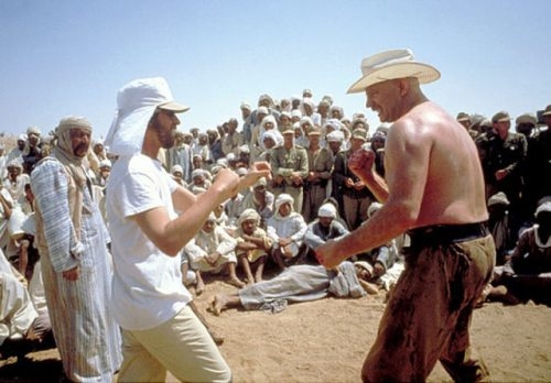 Rare behind the scenes photos from “Raider of the Lost Ark”