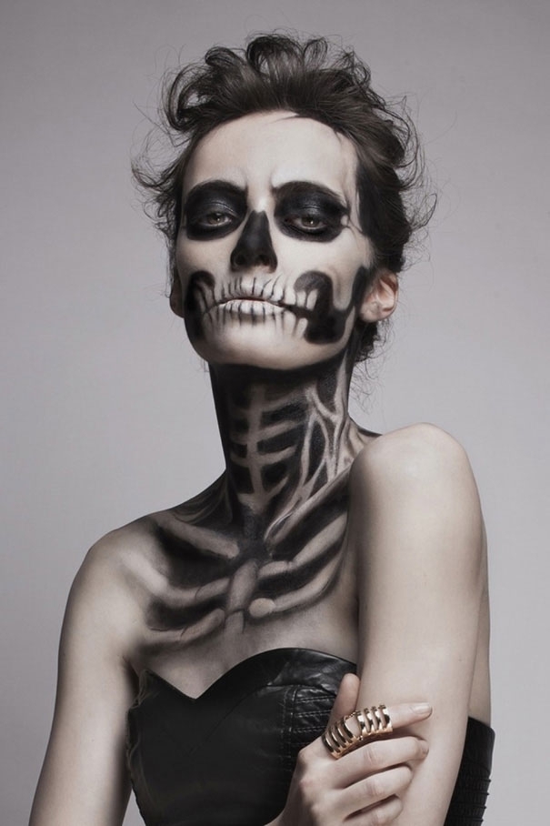 Creepy Skeletal Make-up