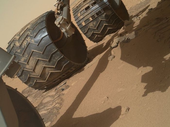 Curiosity Stars Taking Samples of Soil
