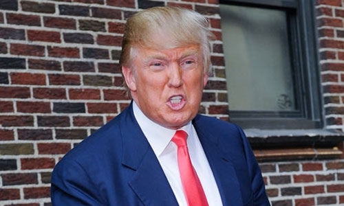 Can you spot the combover?