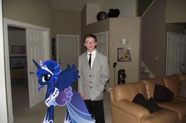 Lonely Bronies Found Photoshop. This is What Happened