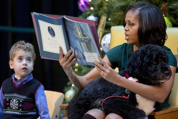 Michelle Obama Reads "Twas The Night Before Christmas"