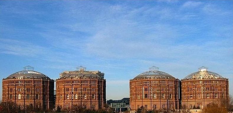 Gasometers of Vienna: Former Gas Storage Tanks Turned Into Housing