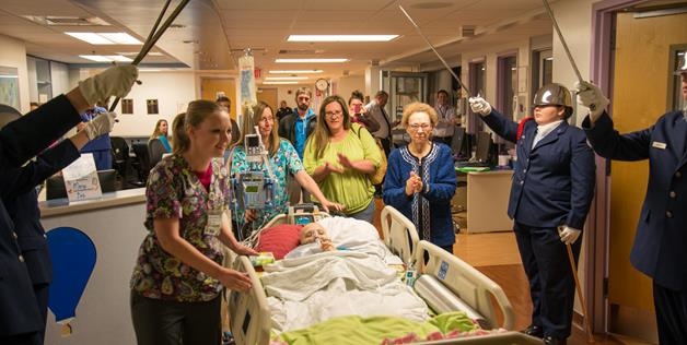 14 Year Old Katelyn Norman, Dying Teen, Celebrates Prom From Her Hospital Bed