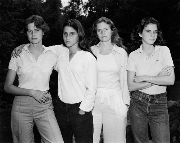 4 Sisters Photographed Every Year For 36 Years 
