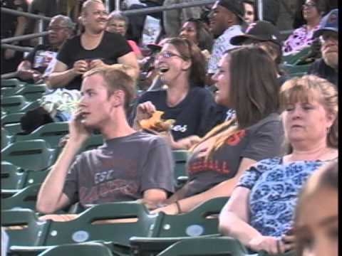 Couple Breaks Up in Epic Kiss Cam Dispute