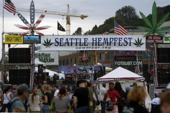 Seattle Cops Handed Out Bags Of Doritos To The Stoners At Hempfest
