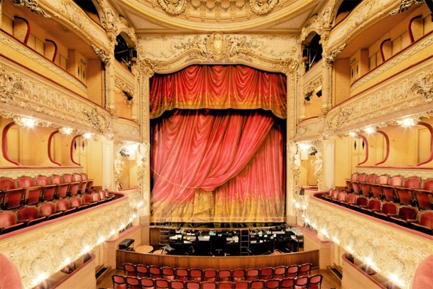 Step Inside The Grandiose &amp; Extravagant Theatres Of Paris