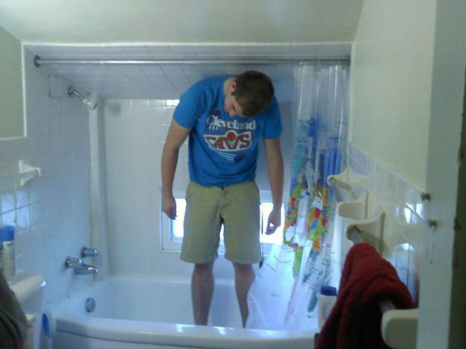 27 Everyday Problems Only Tall People Understand