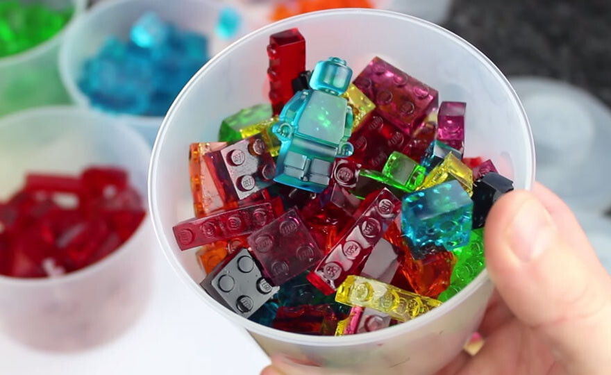 How To Make Edible &amp; Stackable LEGO Gummy Candy