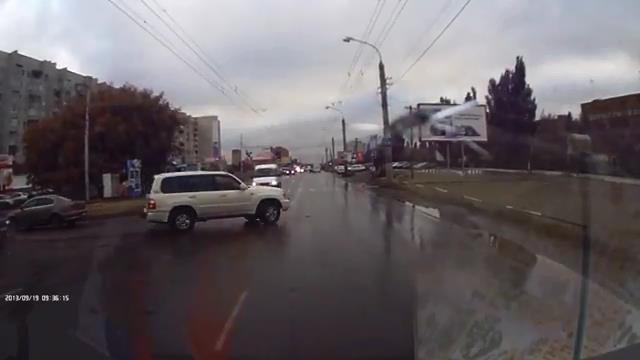 Я въезжаю в остановку