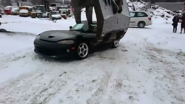 Уничтожение Dodge Viper