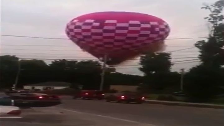 Воздушный шар столкнулся с железобетонной опорой ЛЭП