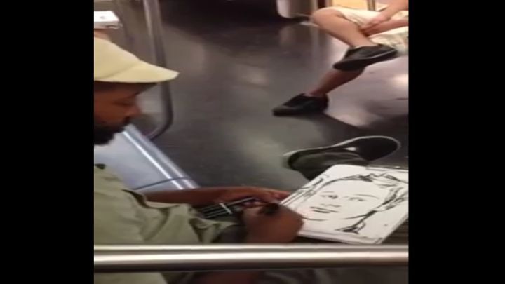 Как художнику развлечь себя в метро