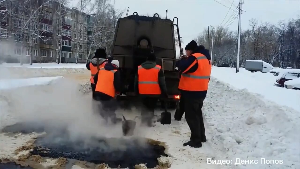 Зимний ремонт дороги в Липецке