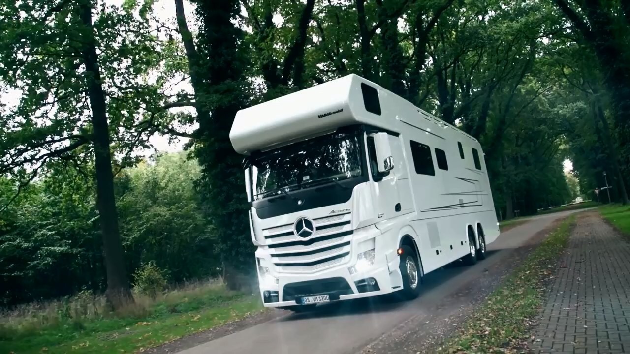 Роскошный дом на колесах на базе Mercedes-Benz Actros