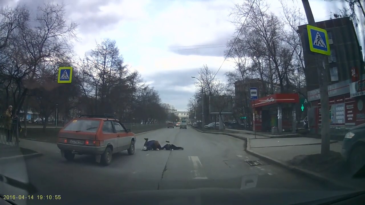 Наезд на женщину с ребёнком в Екатеринбурге