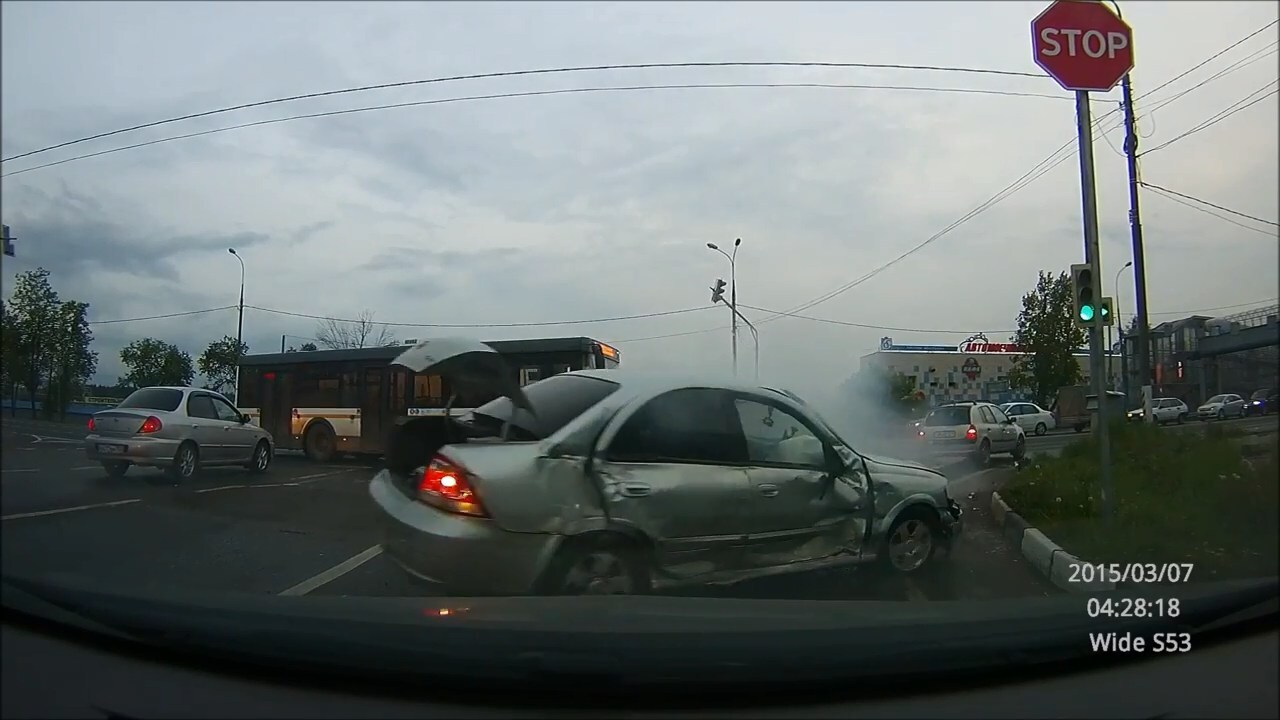 Авария дня. Столкновение с автобусом на Ленинградском шоссе