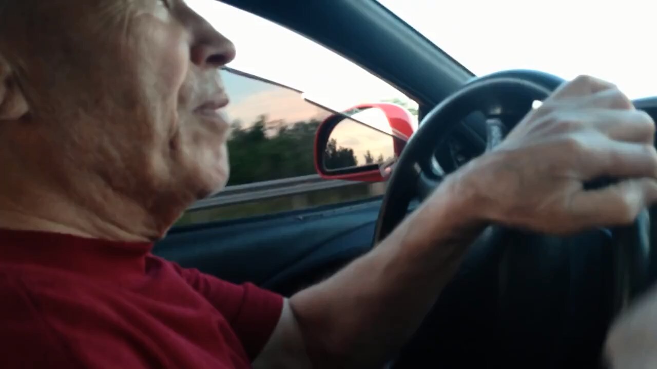 Дед тестирует Mitsubishi Eclipse 